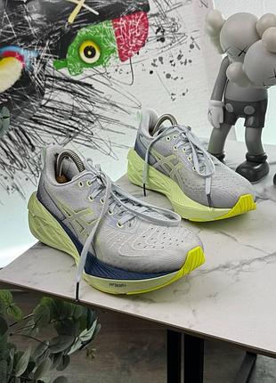 Кросівки asics