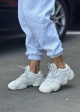 Кросівки жіночі ізі 500 бежеві