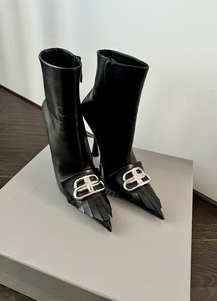 Черевики на підборах balenciaga чорні шкіра 38,5,  повний комплект,  нові