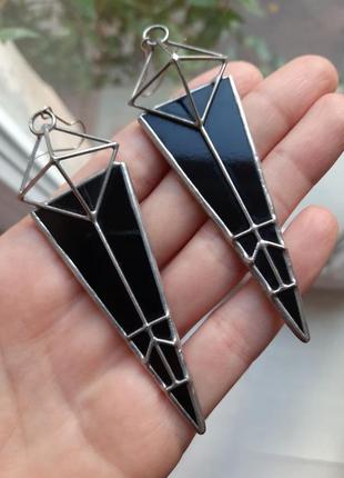 Геометричні сережки ручної роботи. трикутні сережки