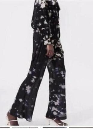 Широкие легенькие штаны zara с принтом тай-дай размер с-м