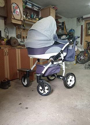 Продам коляску для малюка