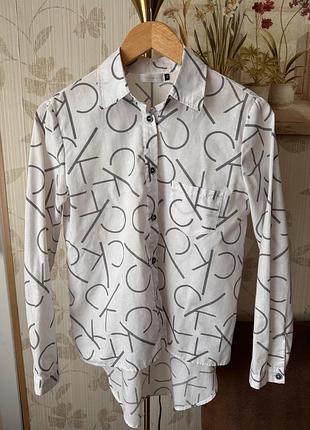 Стильна біла жіноча сорочка розмір хс-с