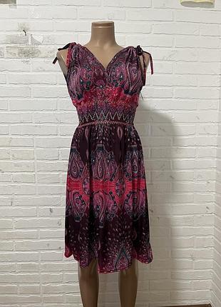 Дуже гарна жіноча сукня плаття платье сарафан