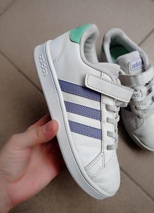 Оригинальные кроссовки adidas