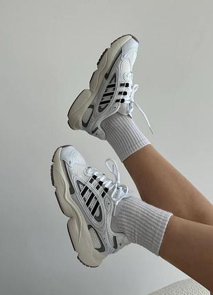 Кросівки adidas ozmillen beige/white/purple