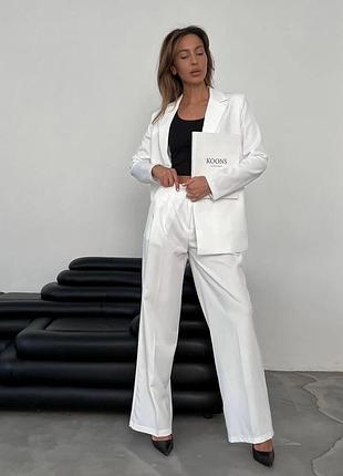 Жіночий білий базовий діловий класичний костюм двійка