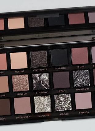 Палітра тіней для повік huda beauty pretty grunge eyeshadow palette