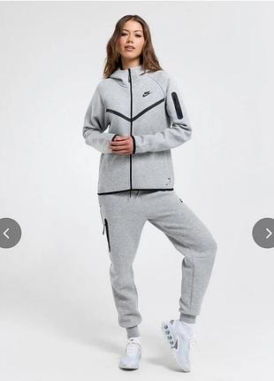 Костюм nike tech кофта штани