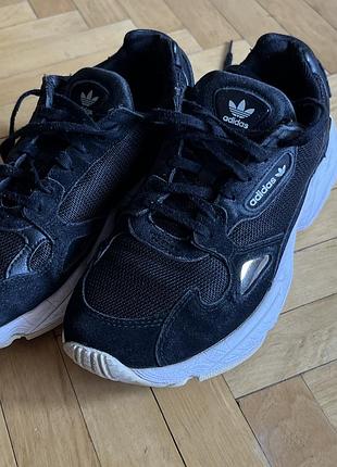 Adidas falcon 37 чорні