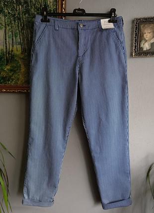 Джинси у смужку