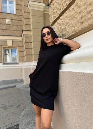 Жіноча сукня літня коротка вільного крою з розрізами по боках чорна