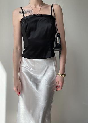 Жіночий сатиновий чорний топ в стилі 90-их  s