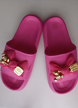 Шлепанцы женские 40 размер