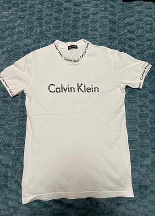Футболка calvin klein