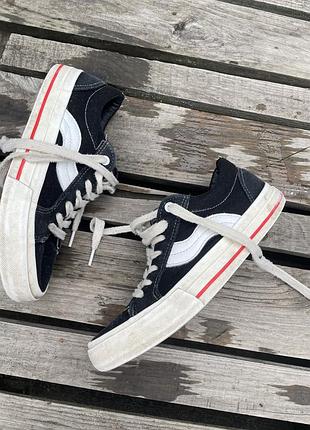Кеди під vans