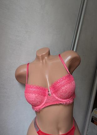 Бюстгальтер victoria's secret
