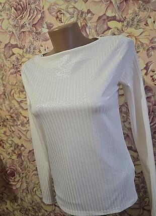 Дуже крута бєжева кофтина лапшею з лазерним блиском