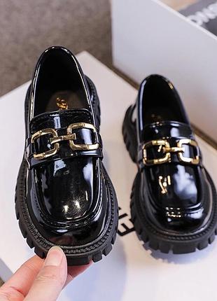 Лофери для дівчаток