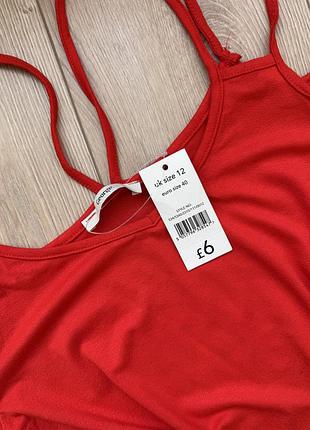 Червона блуза