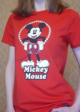 Женская футболка красная mickey mouse lc waikiki  размер m