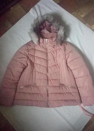 Демисезонная женская, зимняя куртка,пудрового цвета.