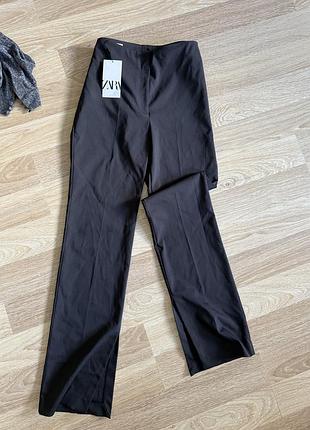 Штани з розрізами нові zara