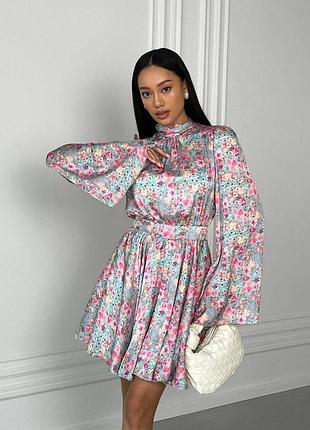 Сукня жіноча