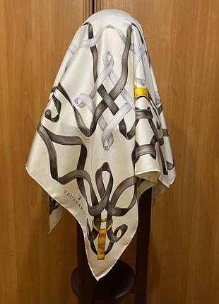 Жіноча шовкова хустка trussardi