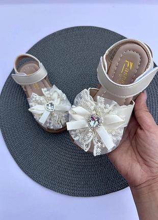 Босоніжки для дівчинки 2