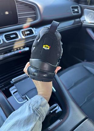 Nike air vapormax plus triple black 4