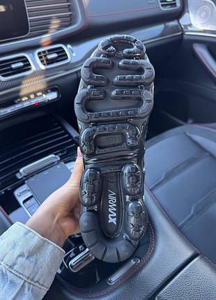 Nike air vapormax plus triple black 5