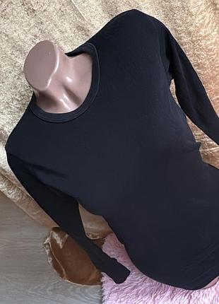 Базова чорна кофта