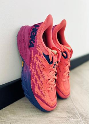 Кросівки hoka
