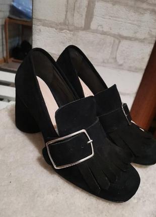 Замшевые туфли