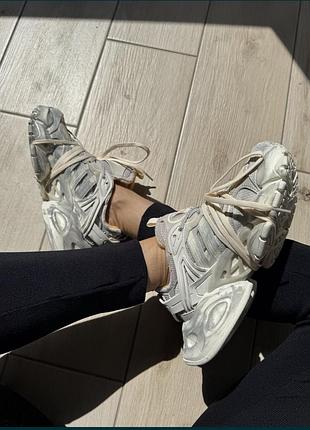 Кросівки adidas xlg runner beige grey