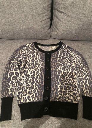 Жіноча кофта,на гудзиках,стильний принт,розм 46-48.з манжетою на поясі,мякенька.