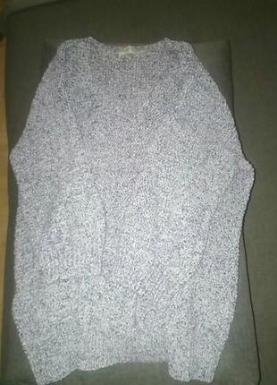 Фирменный свитер