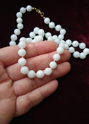 Вінтажне чеське намисто з молочного скла, вінтаж