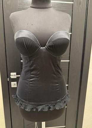 Корсет, топ з чашками в, бюстьє