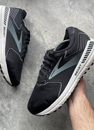 Brooks кросівки