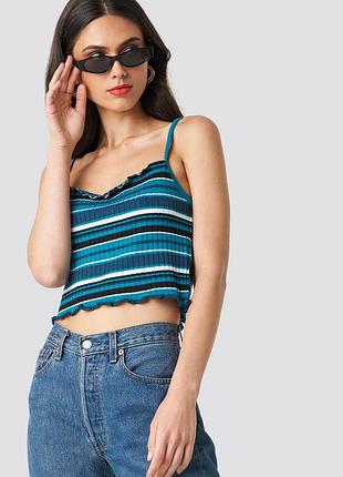 Топ у смужку