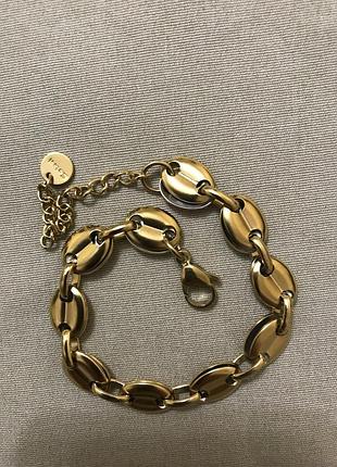 Красивий стильний браслет в позолоті