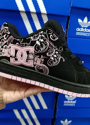 Жіночі кросівки dc court graffik black pink