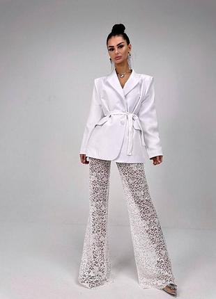 Костюм женский брючный / белый брючный костюм тройка: кружевной корсет / штаны + пиджак