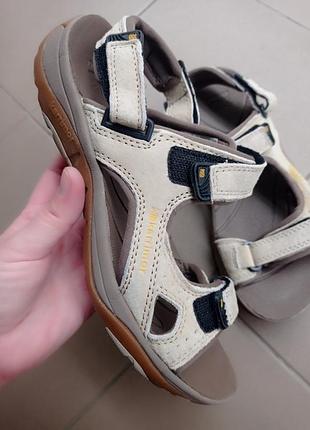 Оригінальні босоніжки karrimor