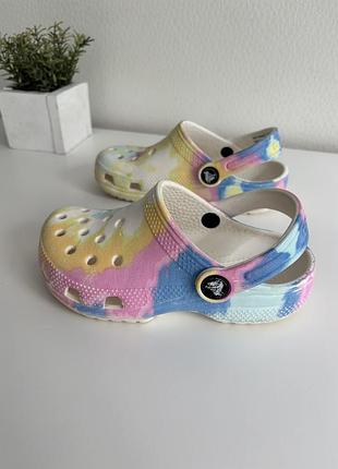 Босоніжки сандалі crocs шльопанці