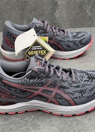 Бігові водонепроникні кросівки asics