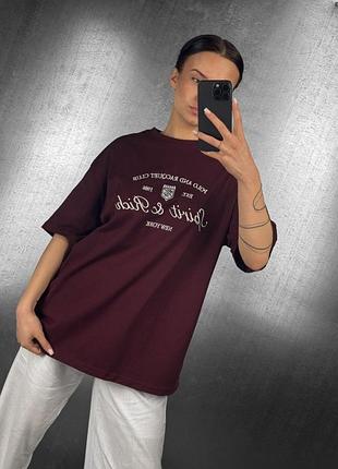 Женская футболка marvel bordo