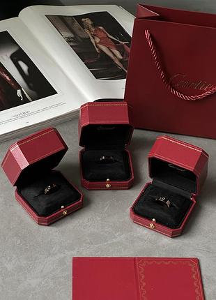 Жіноча срібна каблучка у позолоті бренд тренд всіх сезонів